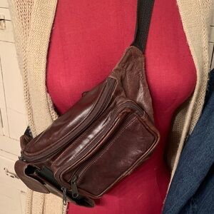 Wilson Leather crossbody/waist
